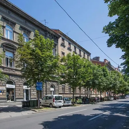 Lux Nice City Center With Private Parking Zagreb Exterior photo