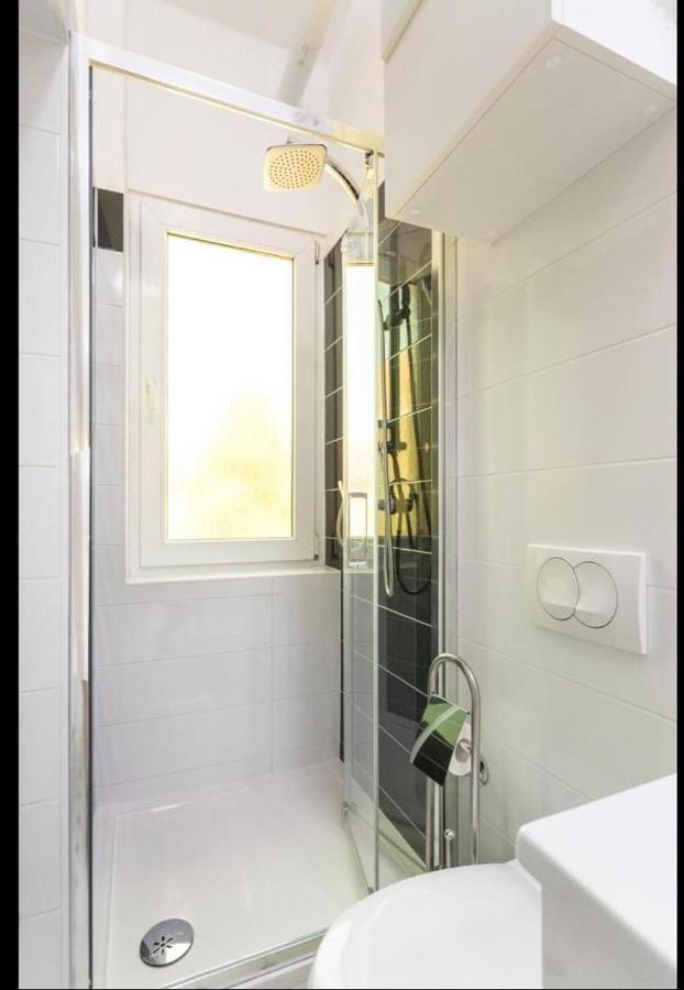 Appartamento Lux Center With Private Parking Zagabria